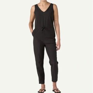 Patagonia Fleetwith Black Athleisure Romper Jumpsuit Medium